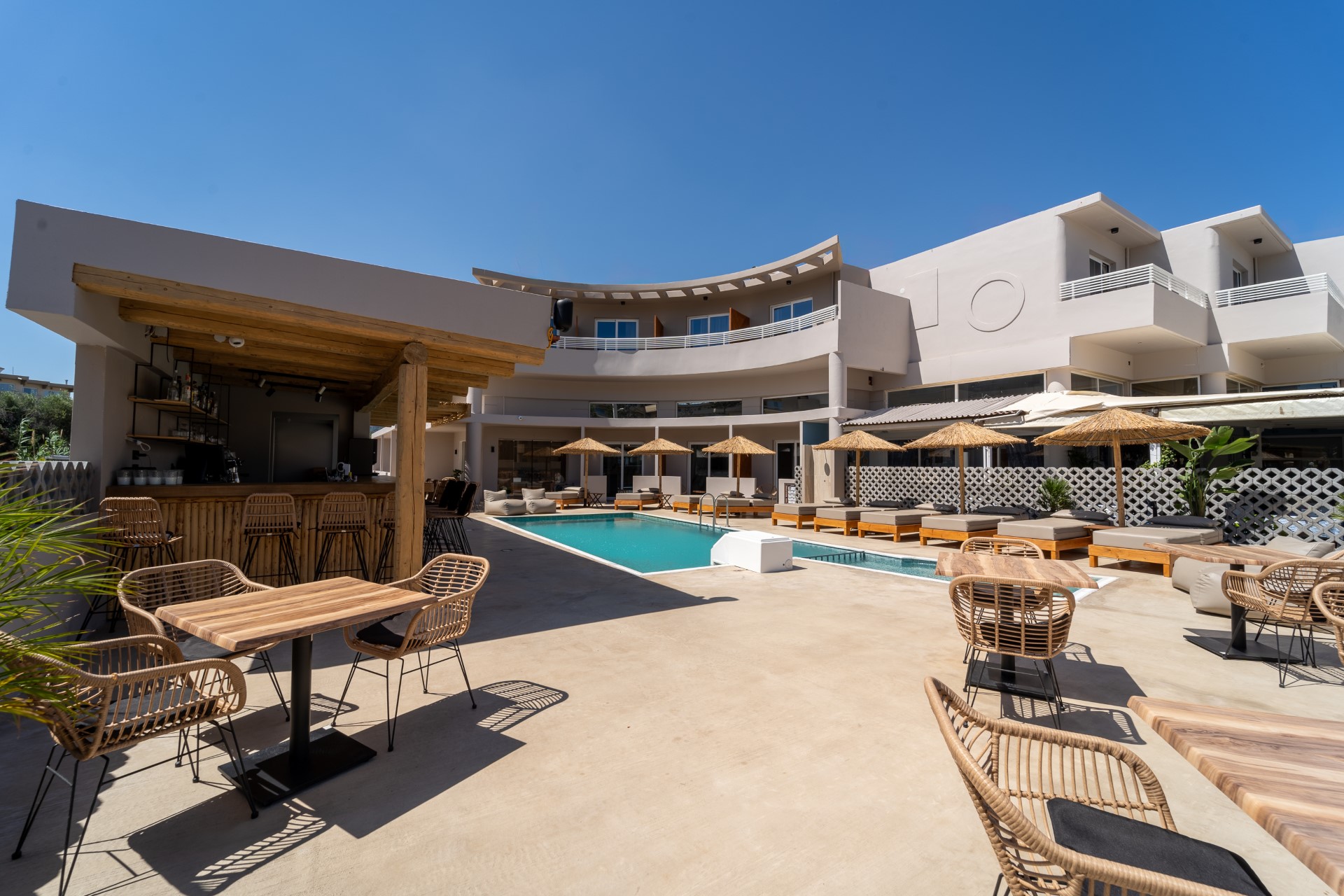 Evani Boutique Hotel Overview (2)